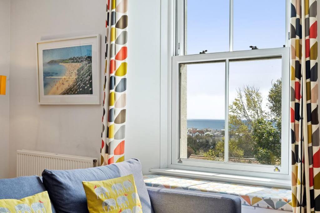 Pendennis - Bright Victorian Flat, Sea Views & Close To Beach Фалмут Экстерьер фото